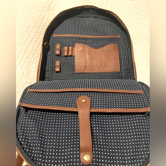 MOVING SALE | New Men’s Wool & Oak Full Grain Cowhide Leather Backpack - Picture 10 of 11